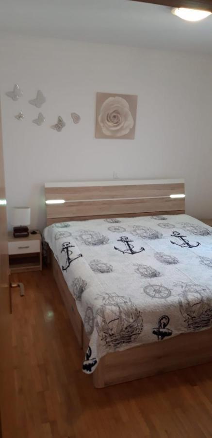 Apartments By The Sea Privlaka, Zadar - 14816 מראה חיצוני תמונה
